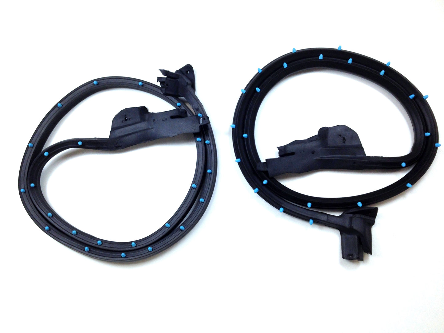 KG3134 Chevrolet 1984-1989 Corvette Door Seal Kit DS & PS - Weather Strip Depot