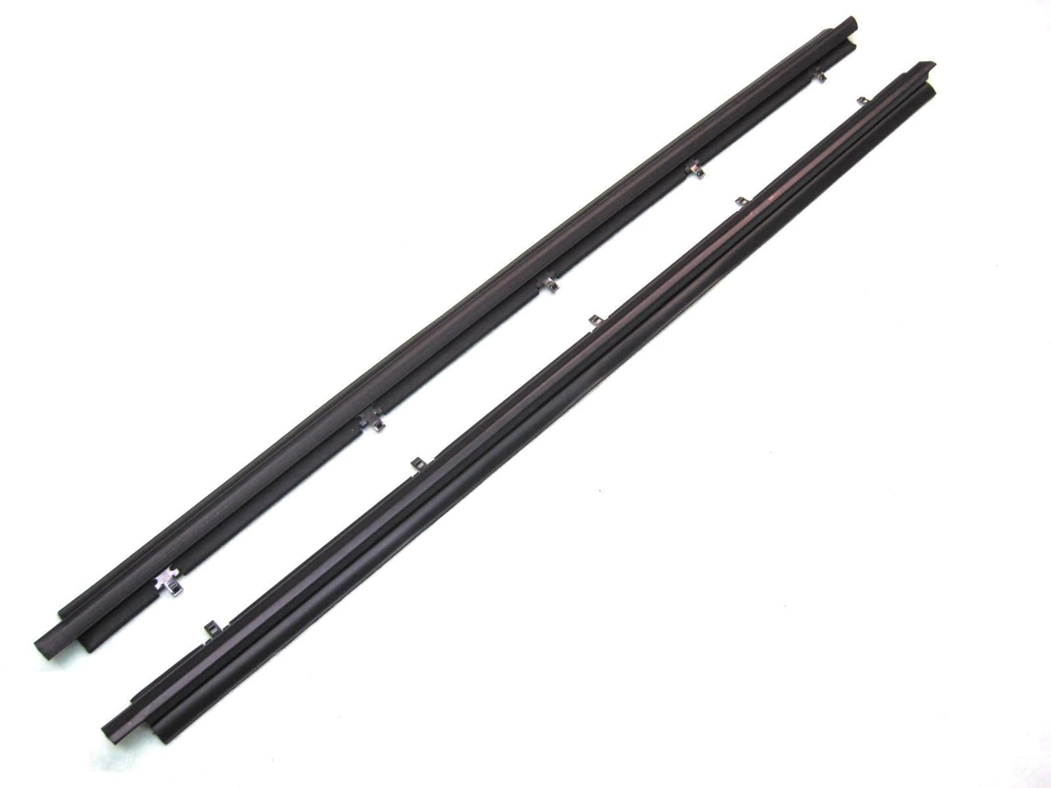 GMC Envoy Door Seals & Weatherstrip