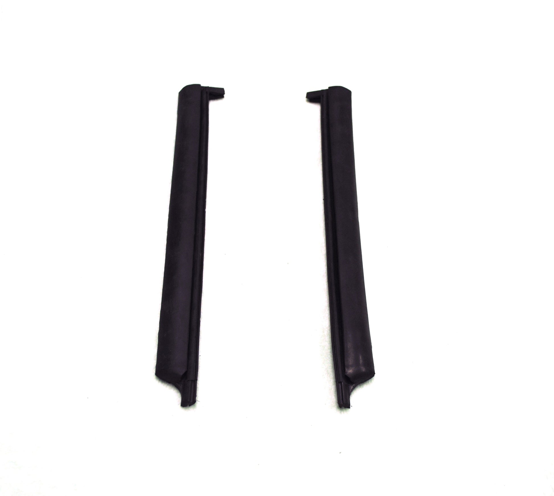 KF1033 Ford 1983-1993 Mustang Quarter Window Weatherstrip Kit