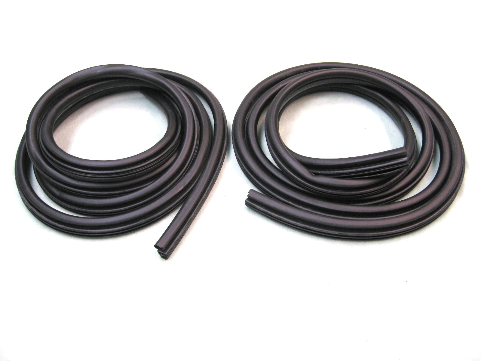 KF3039 Front on Body Door Seal Kit for 1997-2003 Ford F150, F250 Pickup - Weather Strip Depot